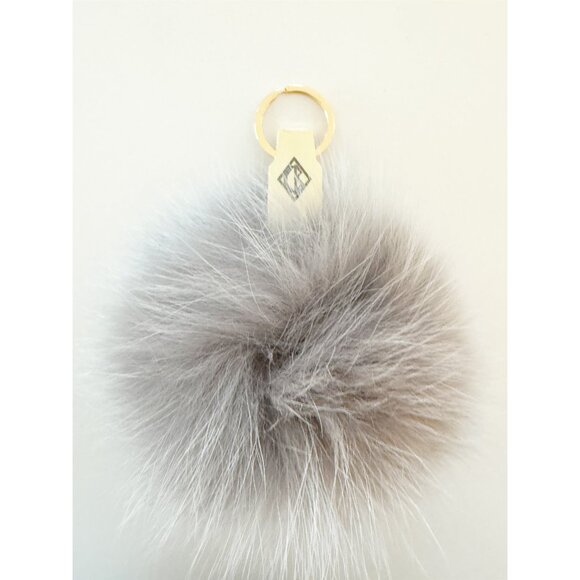 Cheval Blanc Hotel in Paris Pom Pom Accessory for Handbags - Picture 5 of 5